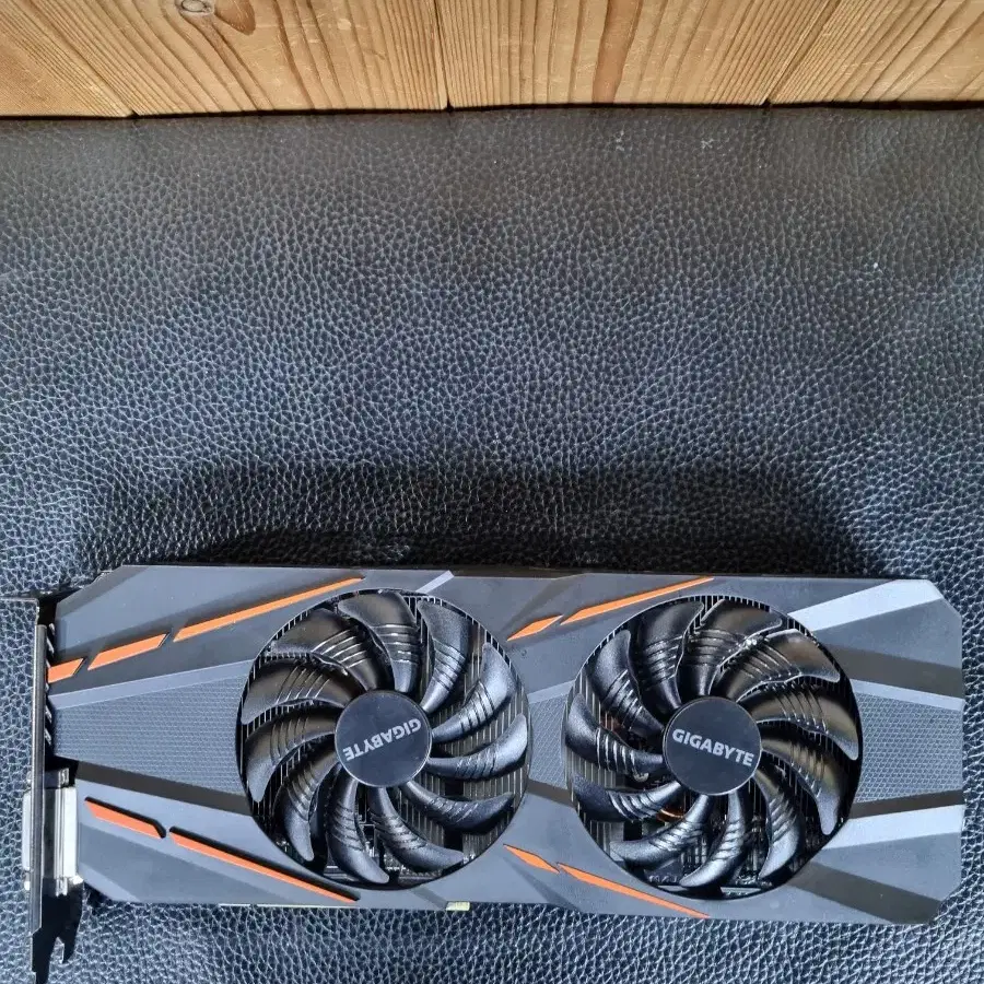 긱바gtx1060 6g 상태s급 팝니다