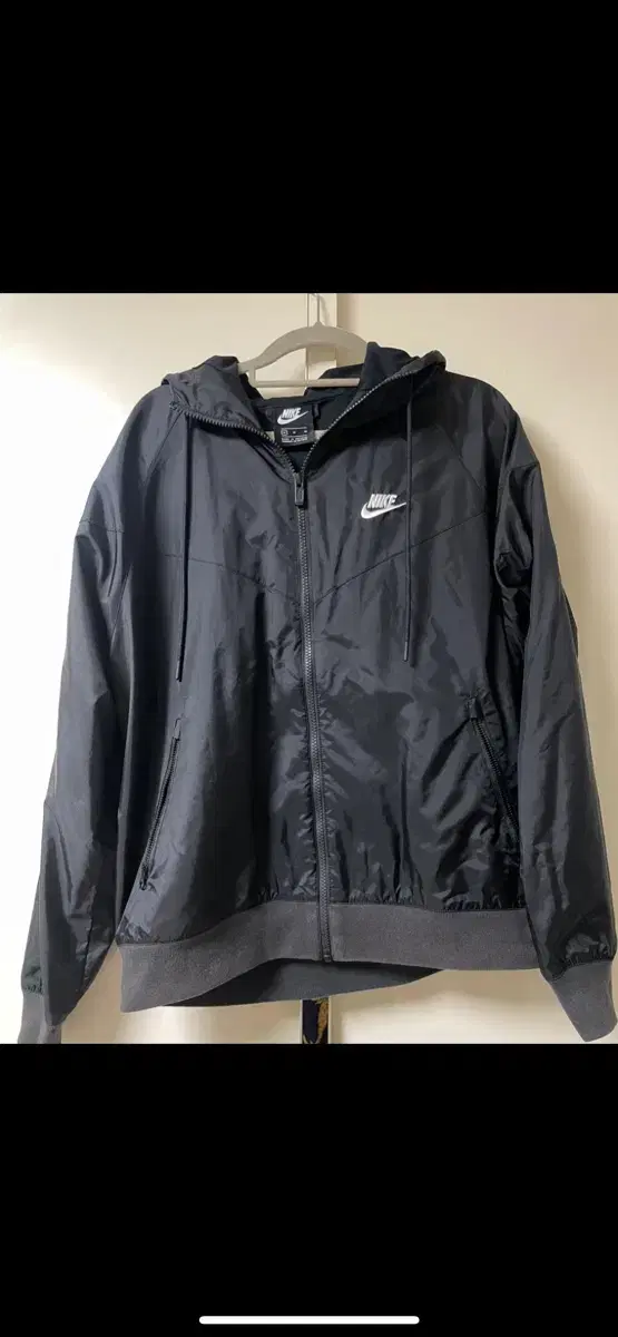 Nike Sportswear Windrunner Hooded Jacket AR2192-010