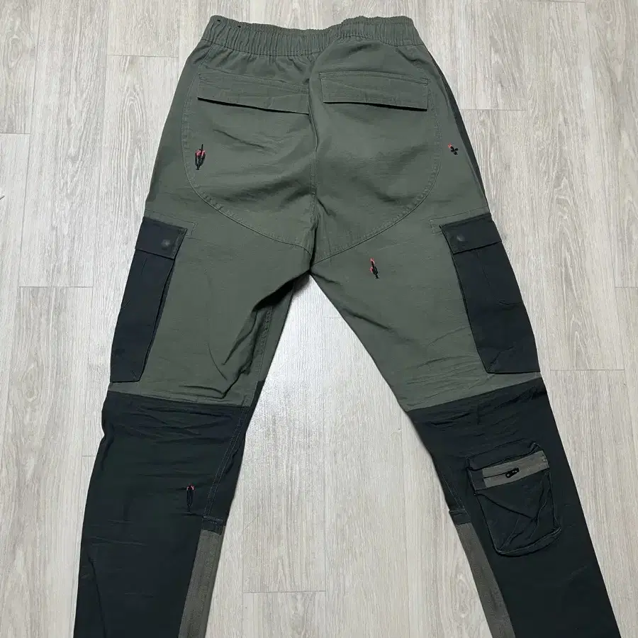 Jordan x Travis Scott Cargo Pants Olive