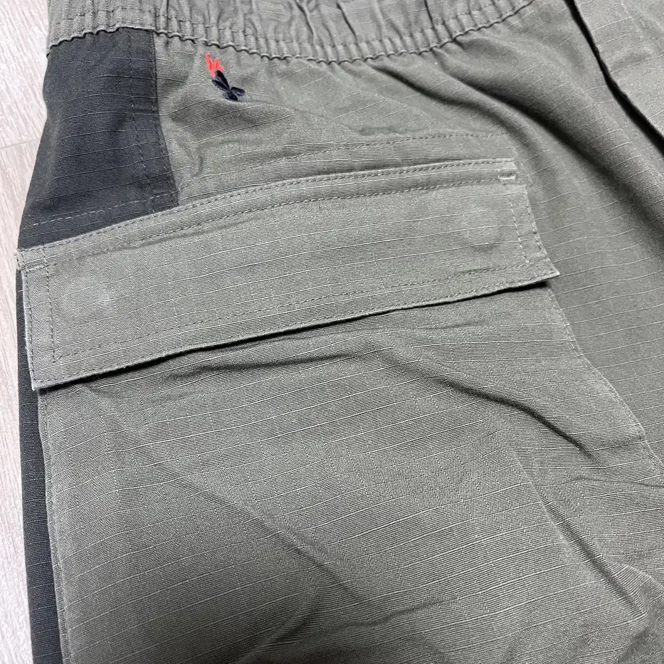 Jordan x Travis Scott Cargo Pants Olive