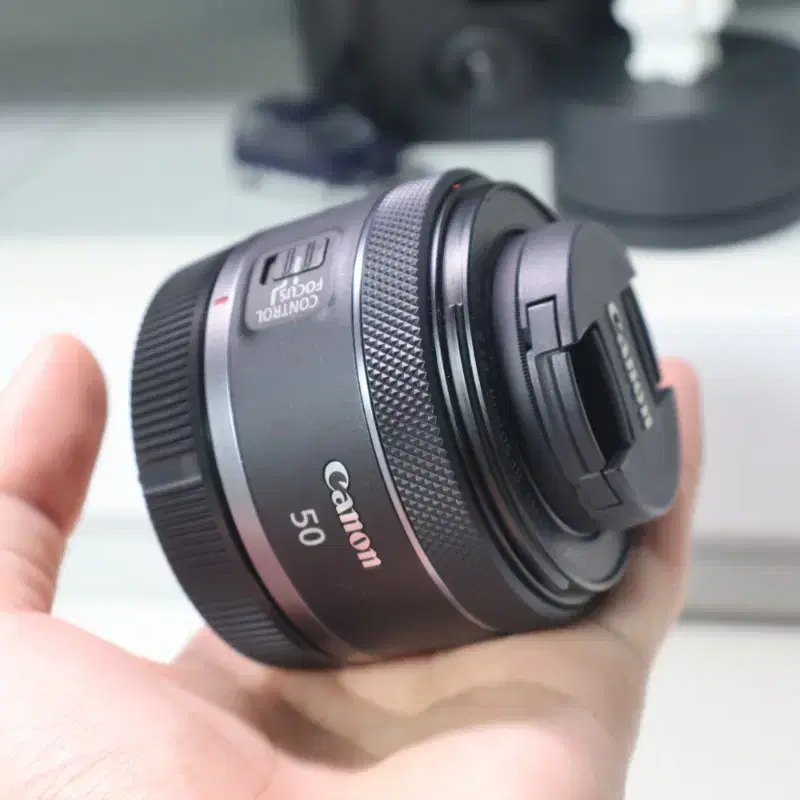 캐논 rf 50mm f1.8 정품 등록 안한 상태