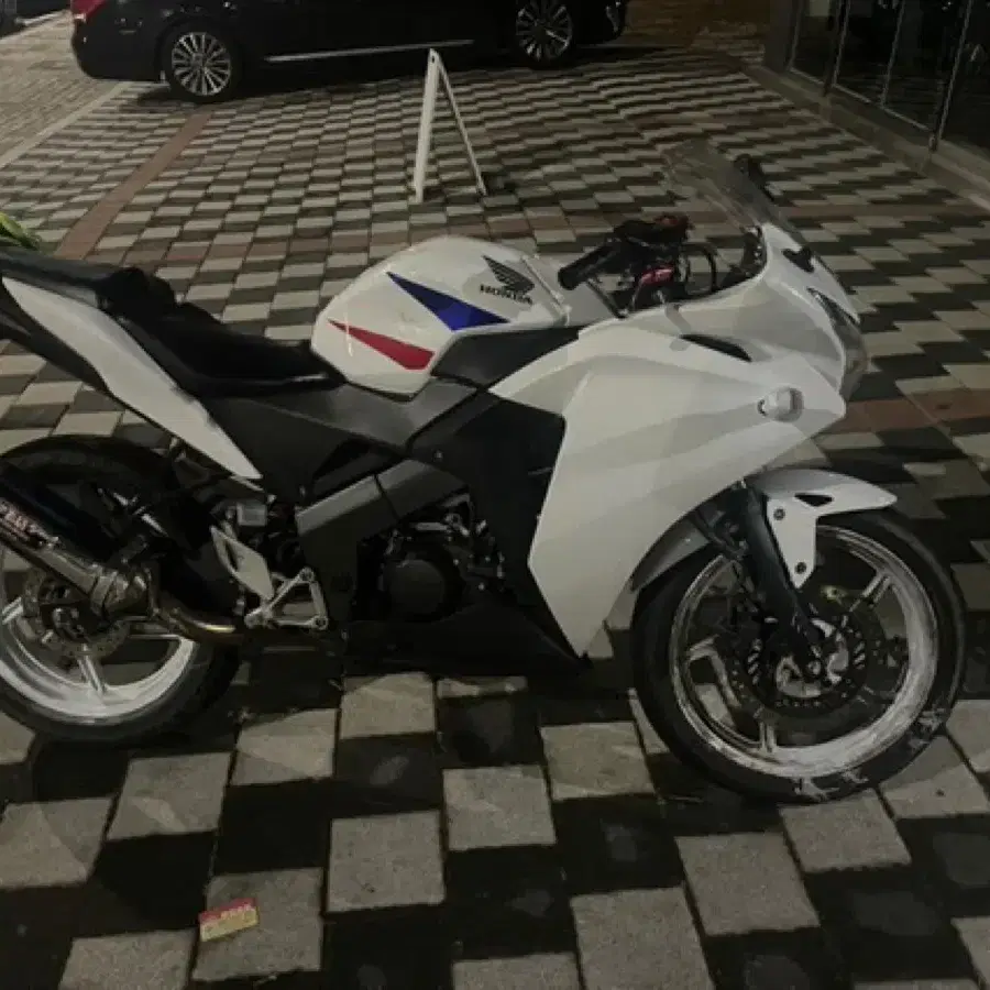 Cbr125 17년식