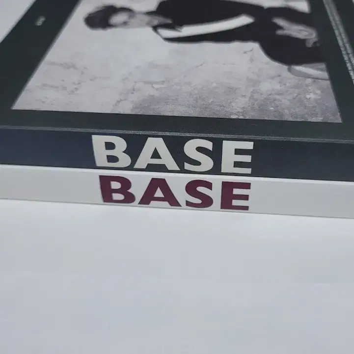 종현 BASE 앨범