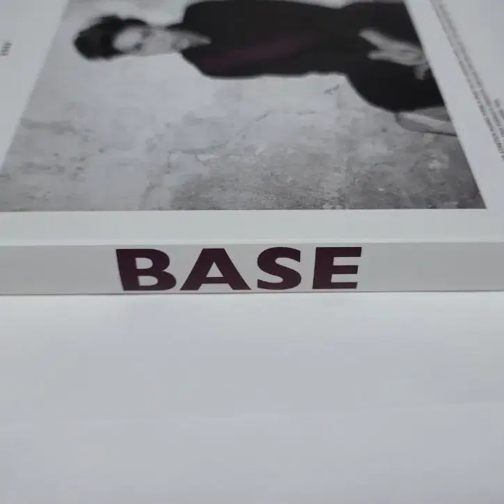 종현 BASE 앨범