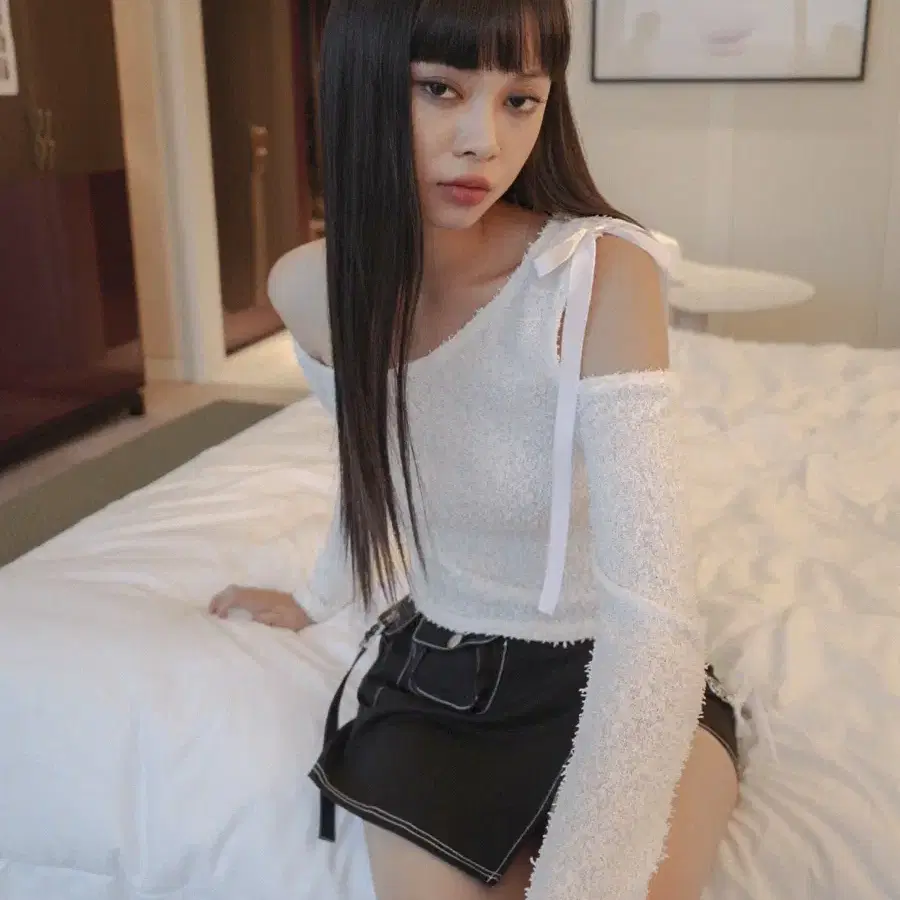 드라이로즈 PLUFFY RIBBON TOP (WH)