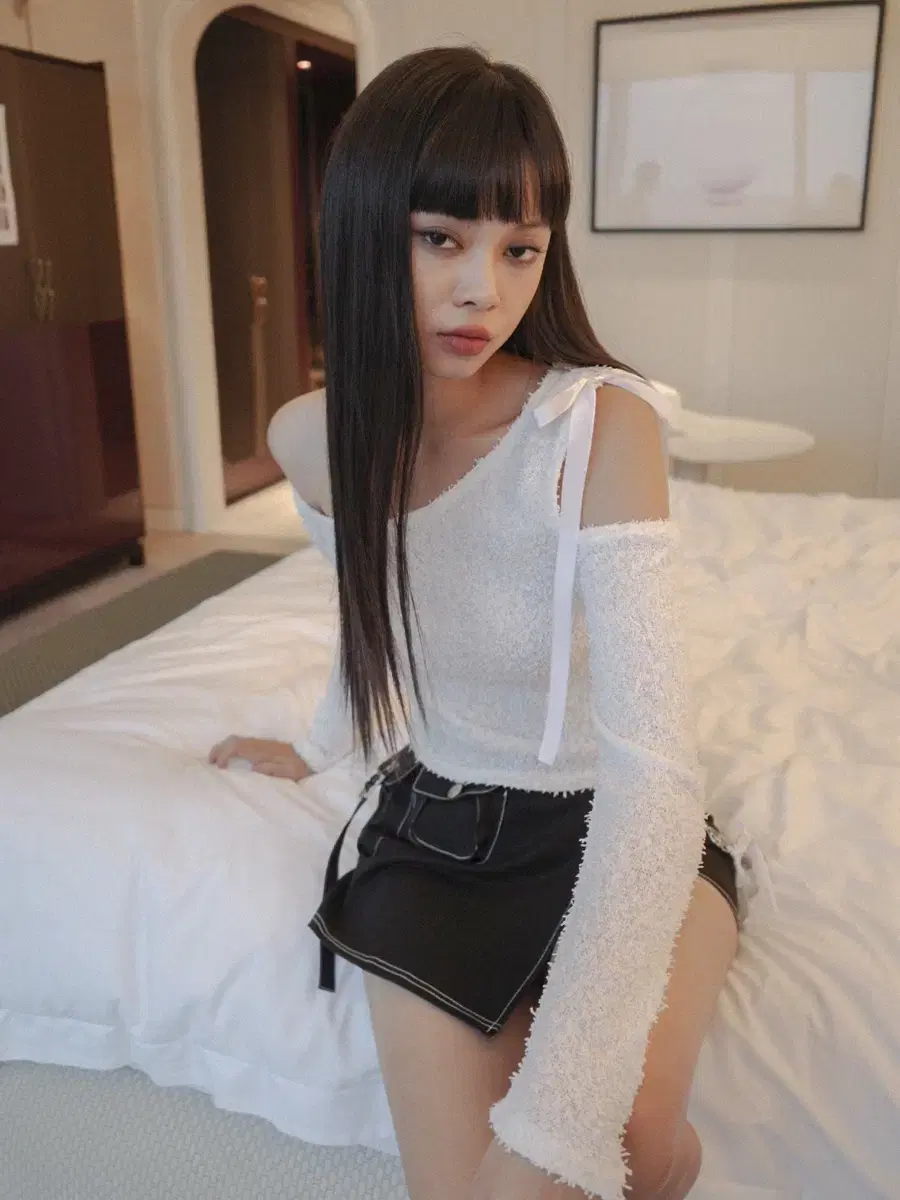 드라이로즈 PLUFFY RIBBON TOP (WH)