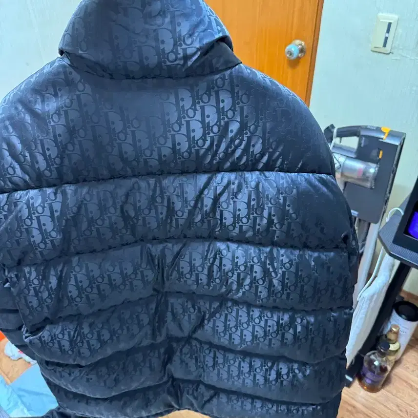 디올 오블리크 다운 자켓 56 사진 3