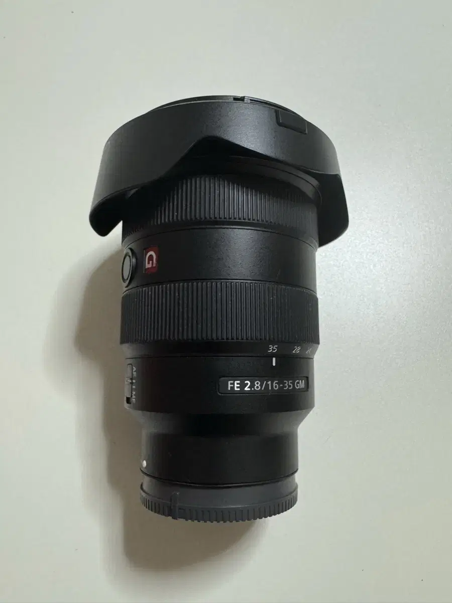 Sony FE 16-35mm F2.8 GM lens