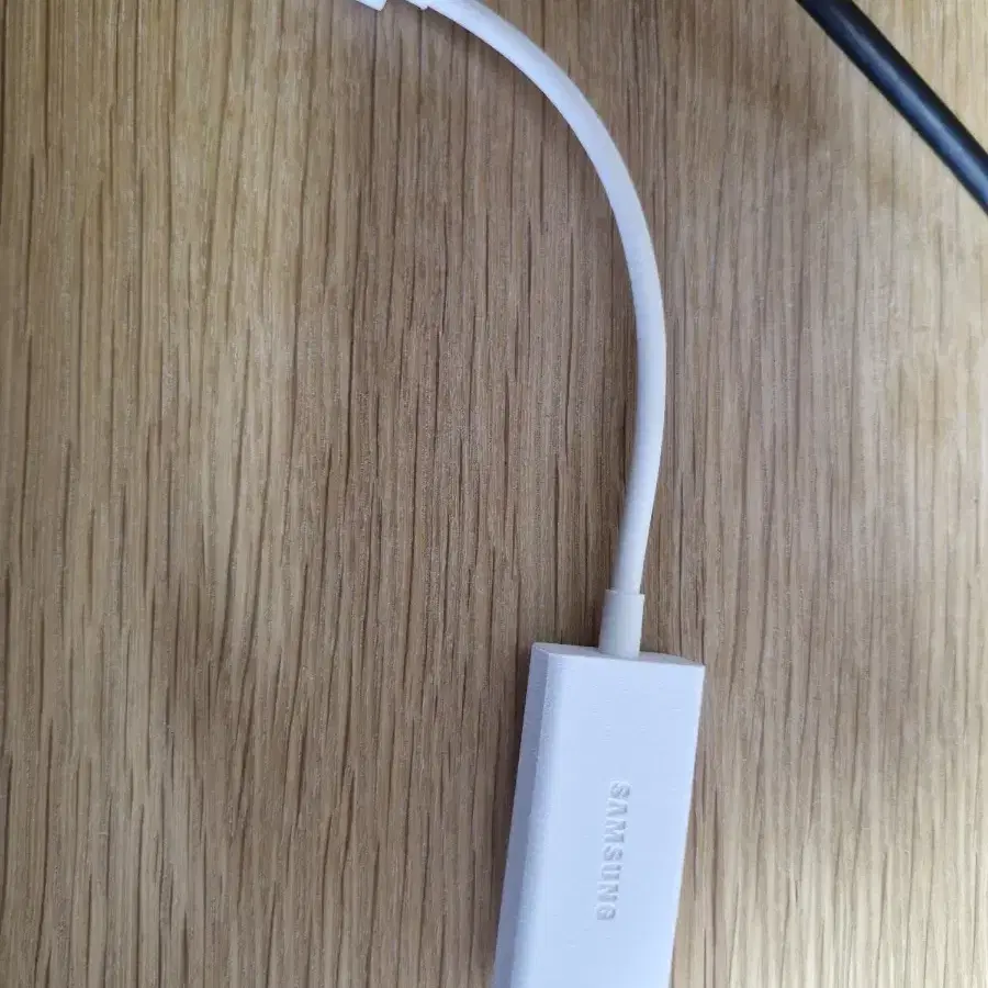 삼성 USB-C HDMI 변환 어댑터.