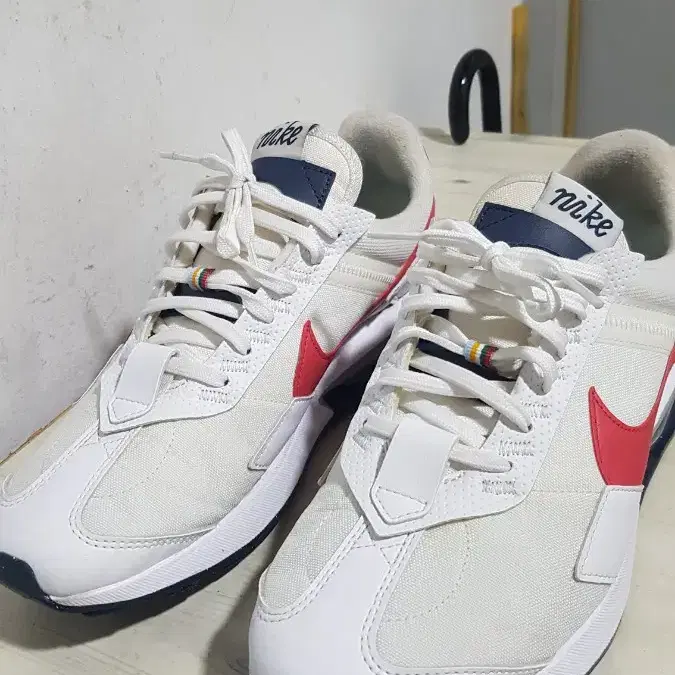 택포 260-265 정품 NIKE AIR-MAX 경량 왕쿠션 스니커즈!