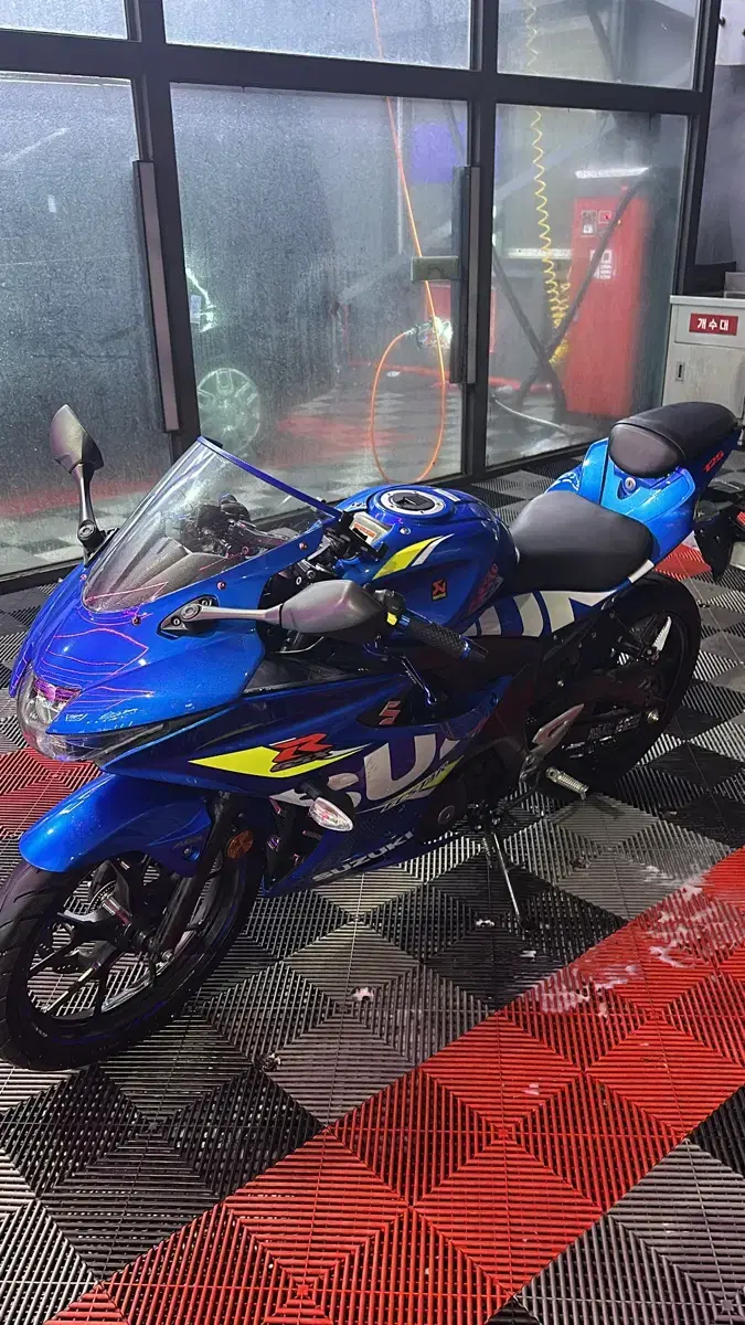 스즈키 gsx-r 125 1.3km