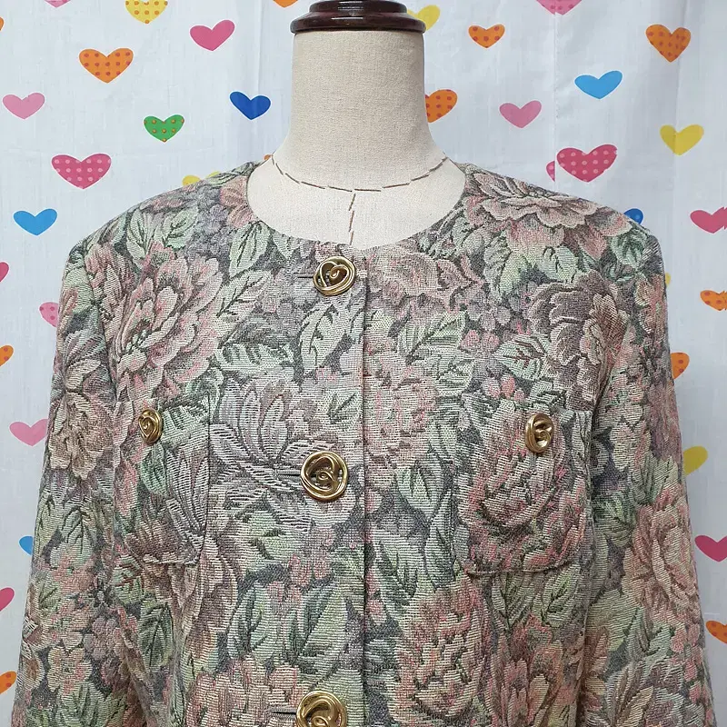 Wool-blend jacquard knit Embroidered flower pattern Heart button Round-neck jacket blazer