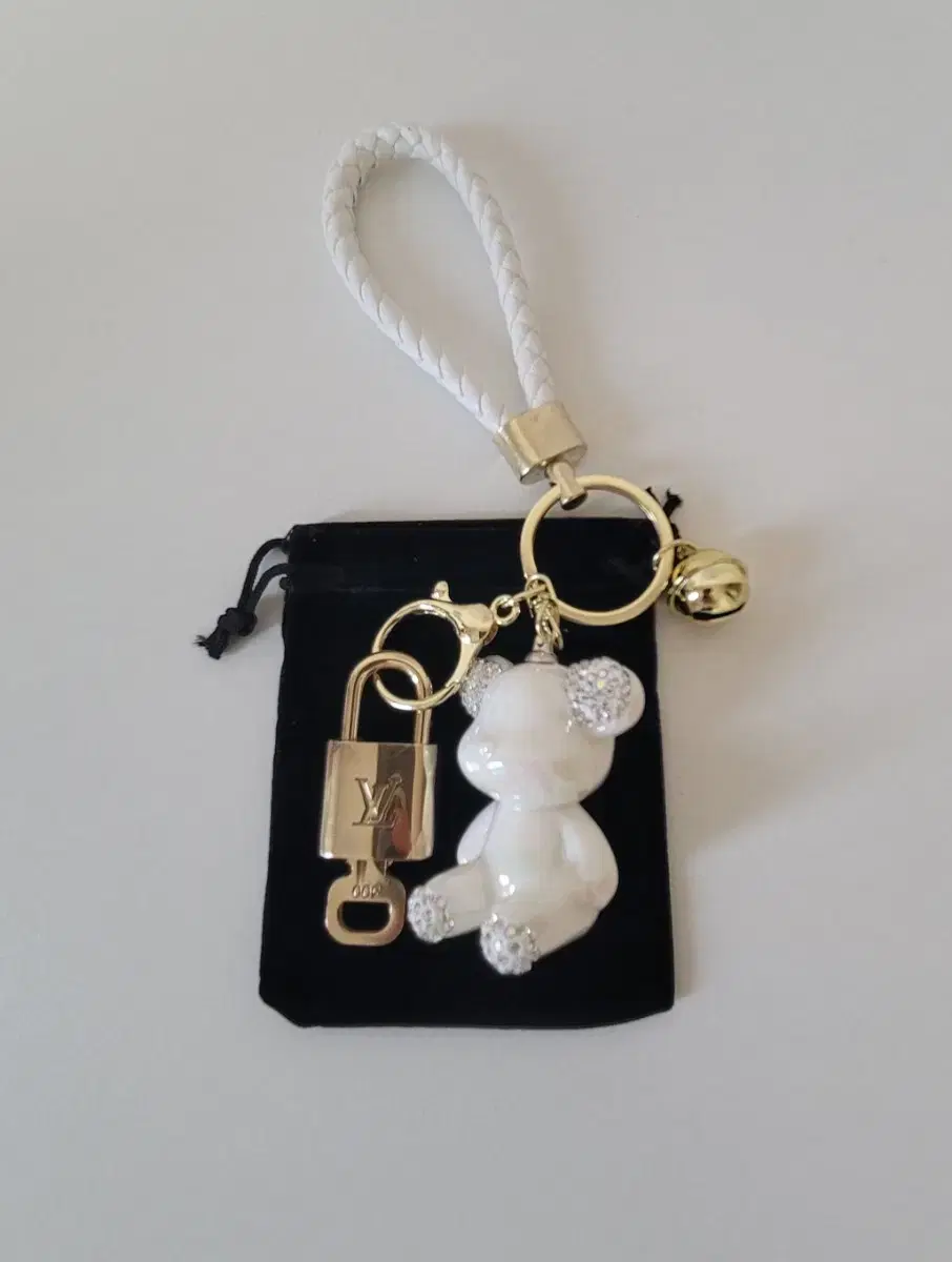 keyring, a vintage luxury brand, Couple's gift