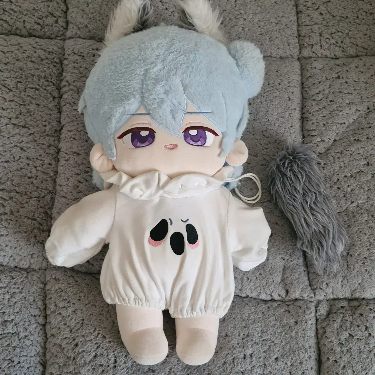 We sell a 40cm somyi doll named Angstar Wataru.