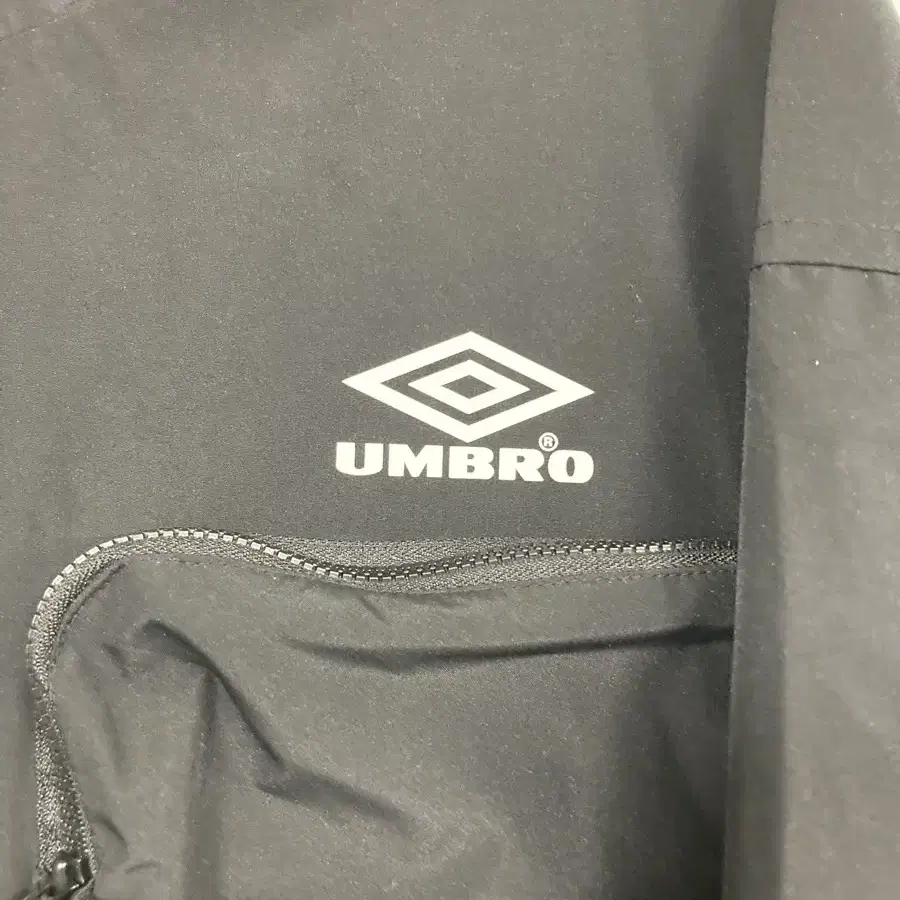 UMBRO 엄브로 멀티포켓 자켓 105사이즈