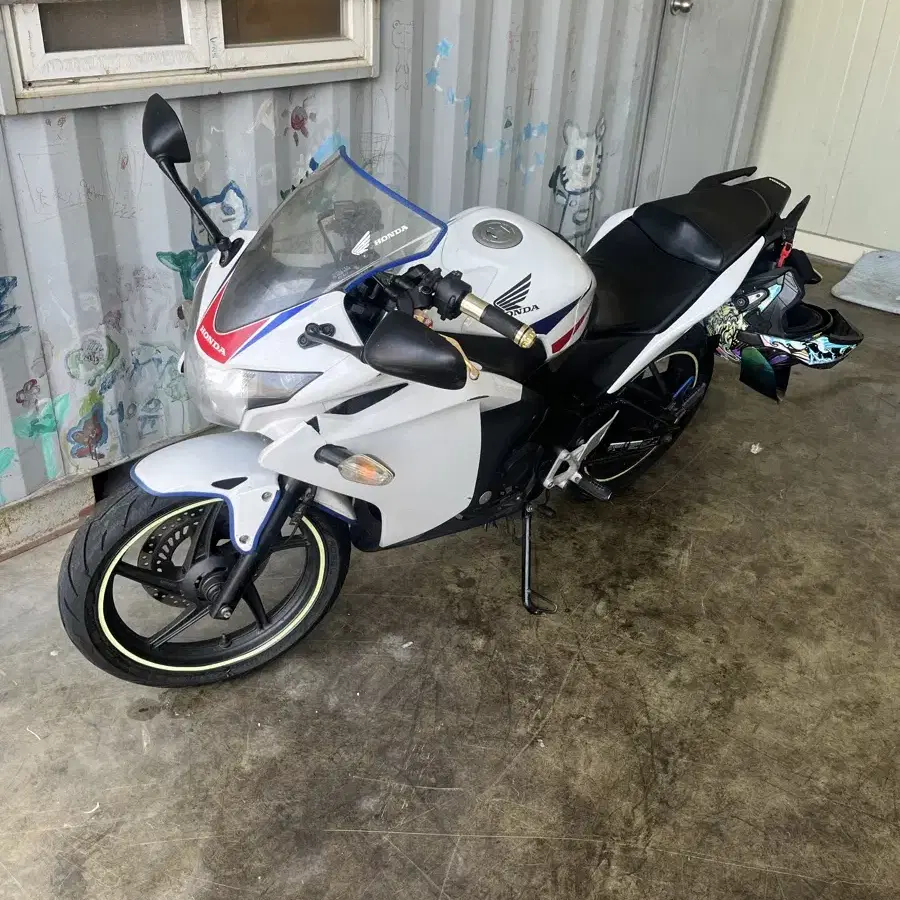 cbr125 16년식 (개인)