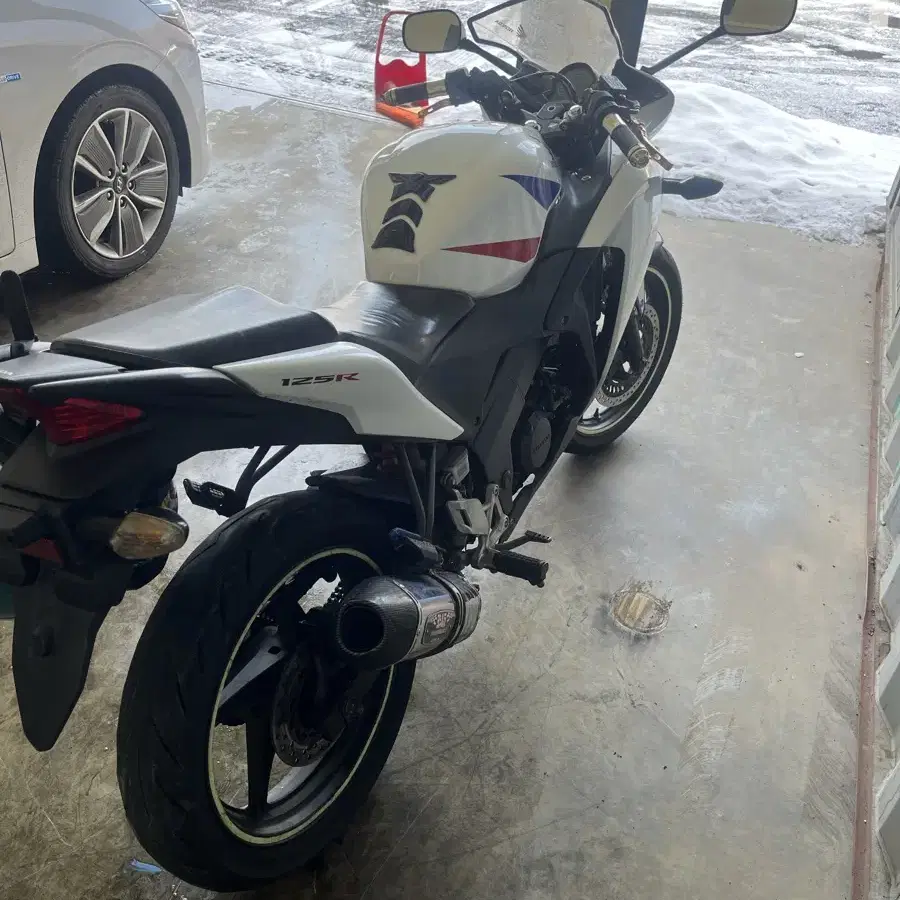 cbr125 16년식 (개인)