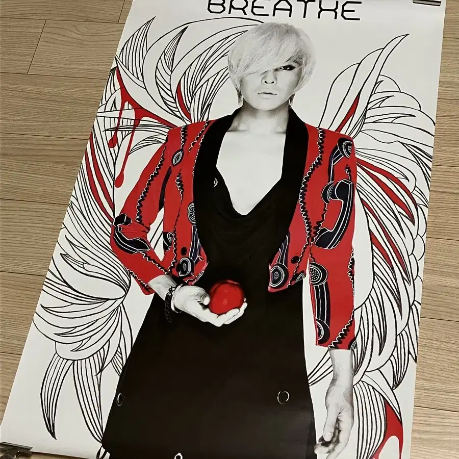 지드래곤 하트브레이커 Breathe 포스터