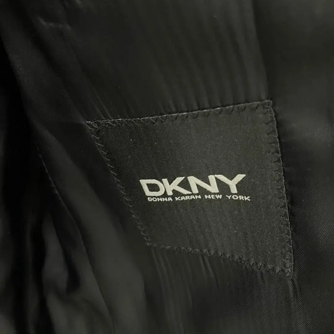 100)DKNY 자켓