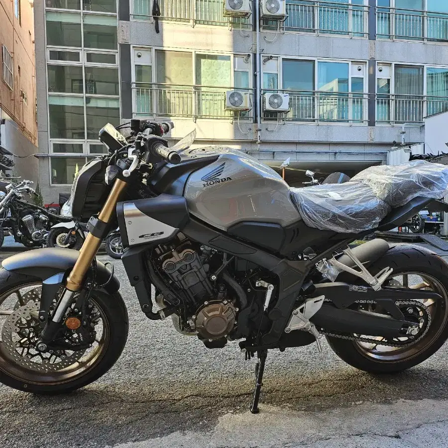 혼다 CB650R E클러치 그레이컬러신차판매합니다(당일출고가능전국탁송가능