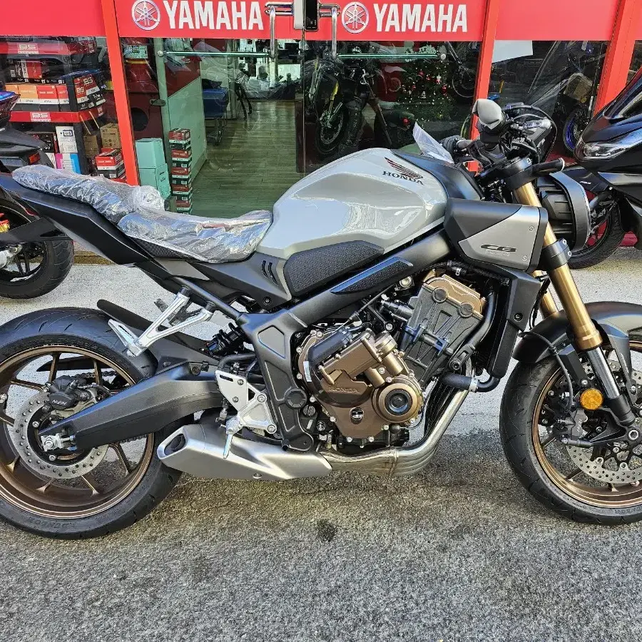 혼다 CB650R E클러치 그레이컬러신차판매합니다(당일출고가능전국탁송가능