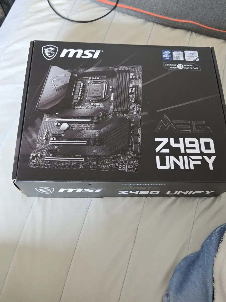 msi z490 유나파이 팝니다