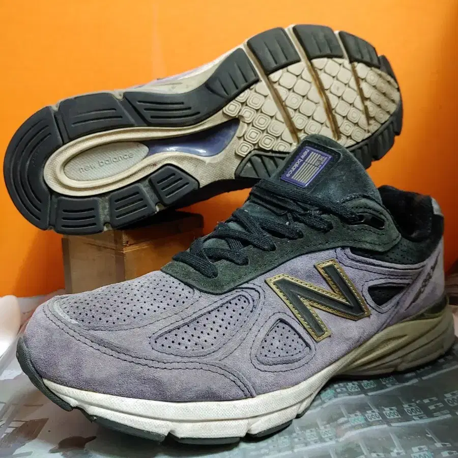 (USA)뉴발란스990V4(US8표기260)