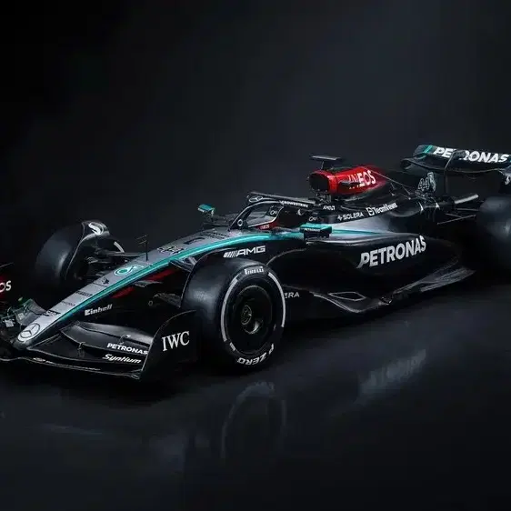 메르세데스 Mercedes -AMG F1 W14 E Performance