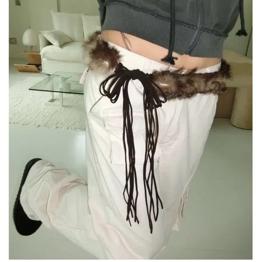 사우다지 Pluffy Fur Belt (brown)