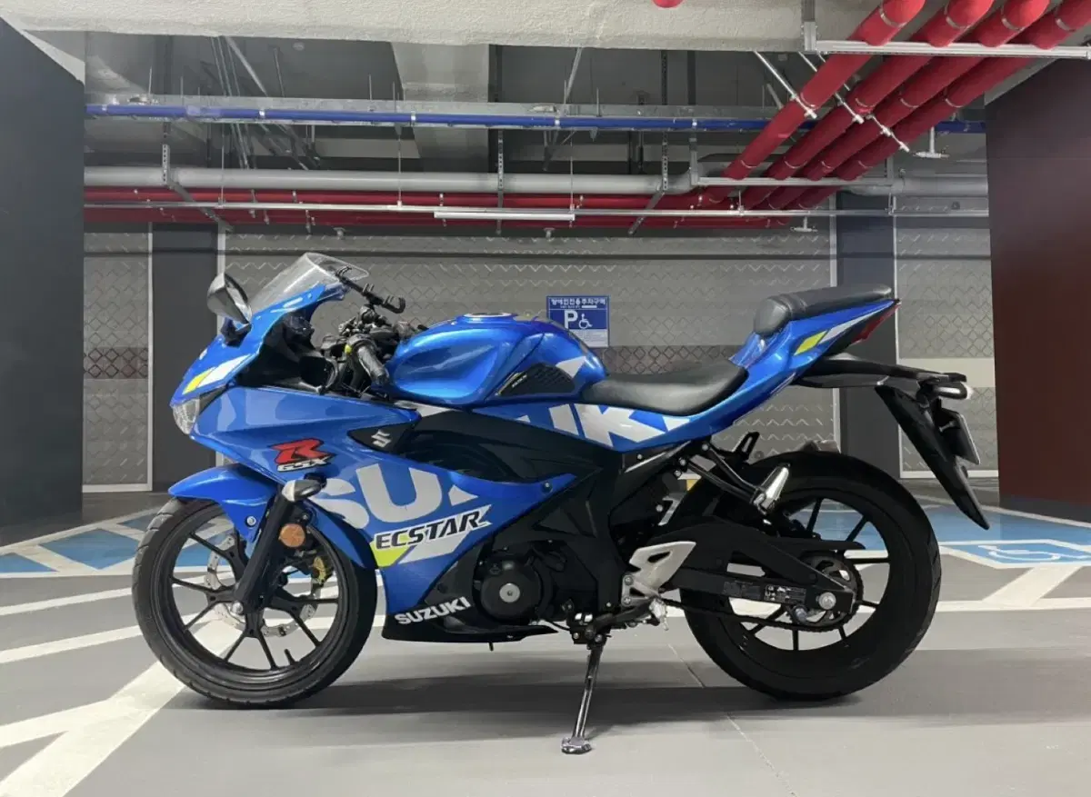 스즈키 gsxr125 블루 20년식 7000 초반