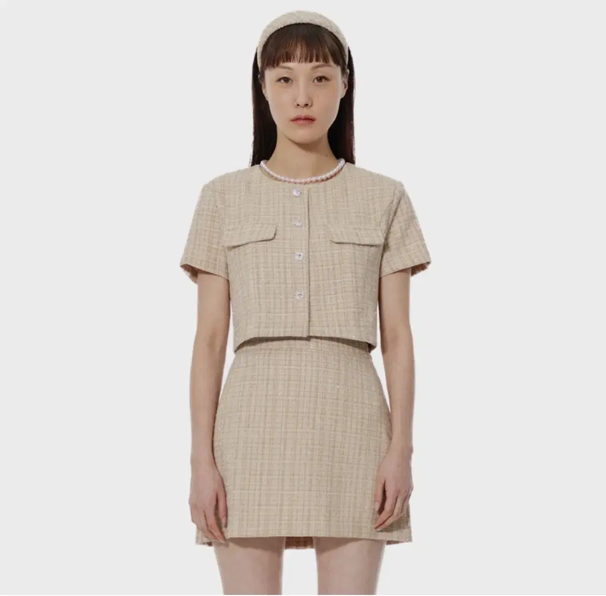 (Red Velvet Joy, wearing jiyeon ) Qriety Glitter Tweed Set