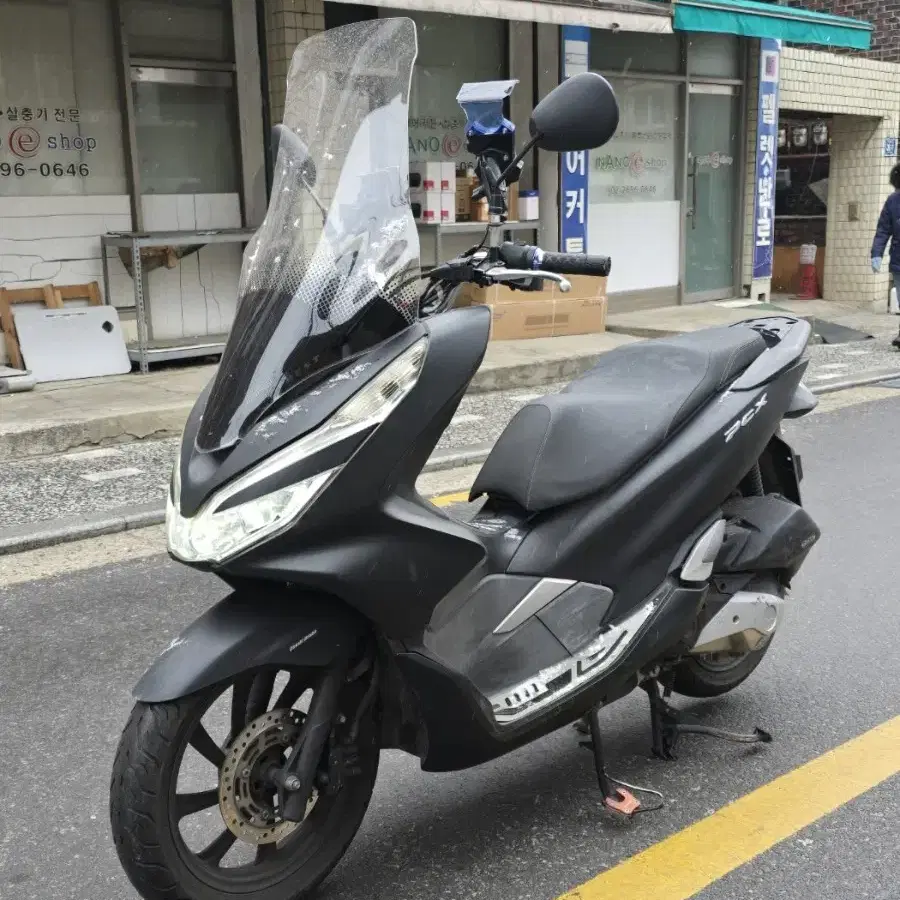 혼다 PCX125 20년식 더뉴모델 판매합니다