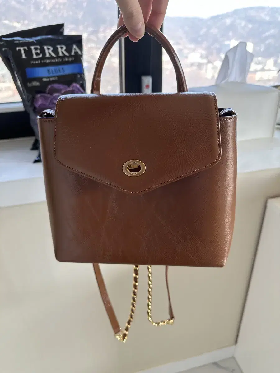 베뉴엣(BMUSE) Roil Bag (Camel)