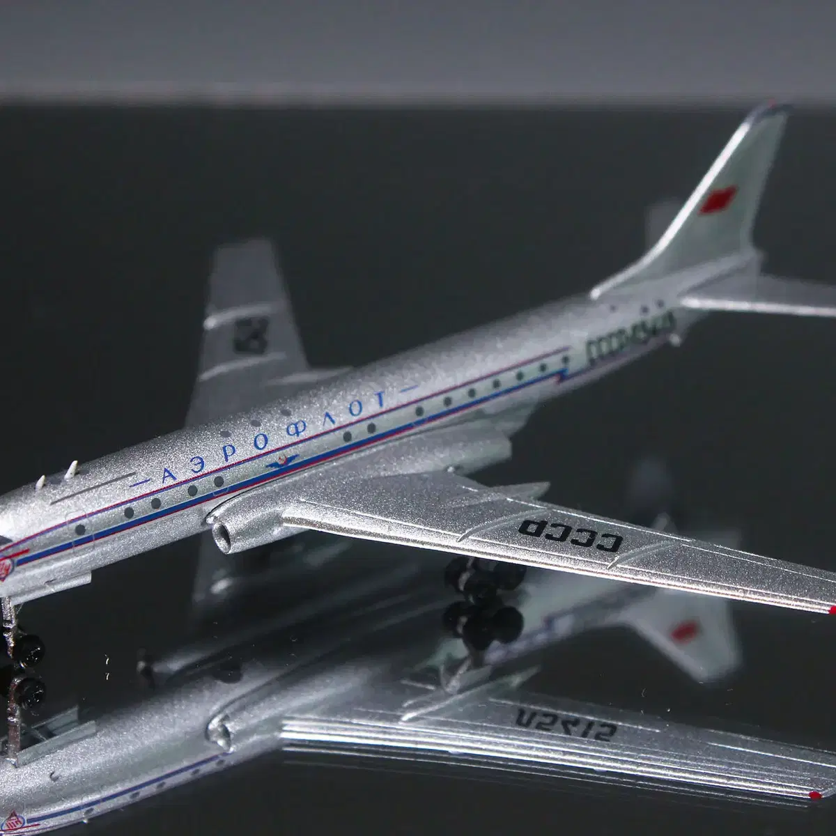 1/400 Aeroflot TU-104 CCCP-L5415 비행기모