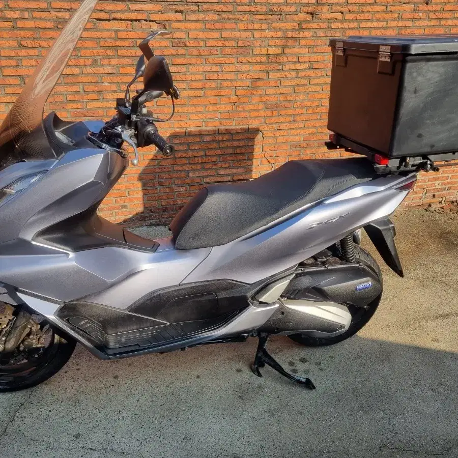 22년식 혼다  pcx125 abs