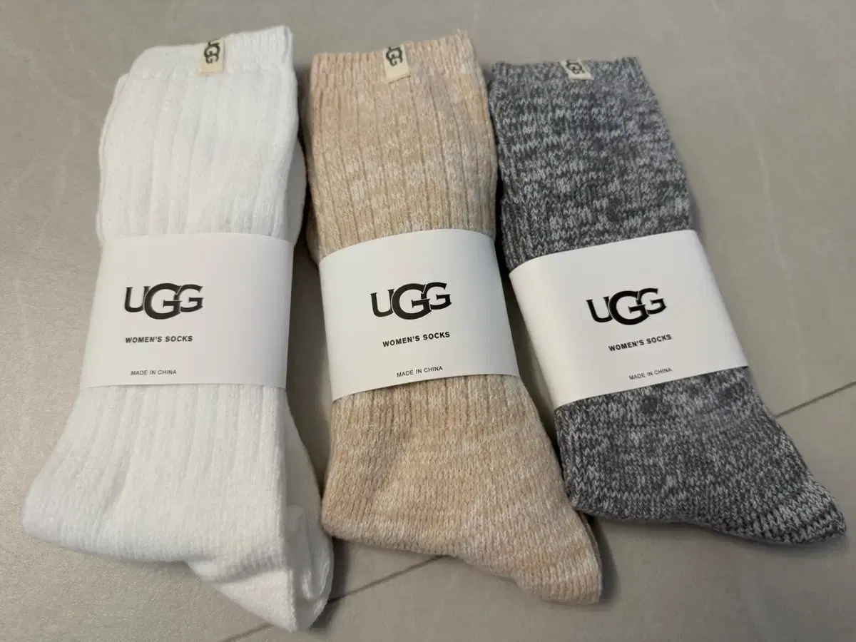 3 pairs of new winter socks in bulk