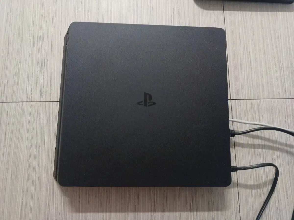 ps4 본체 , 각종 게임 타이틀 판매