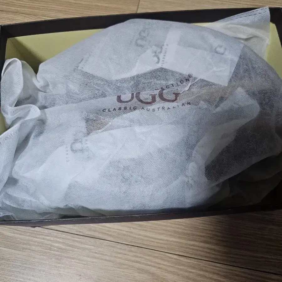 UGG 어그 슬리퍼 250(새상품)