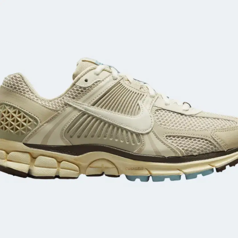 (W) Nike Zoom Vomero 5 Oatmeal