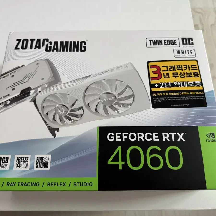 (미개봉) ZOTAC GAMING 지포스 RTX 4060 8GB 화이트