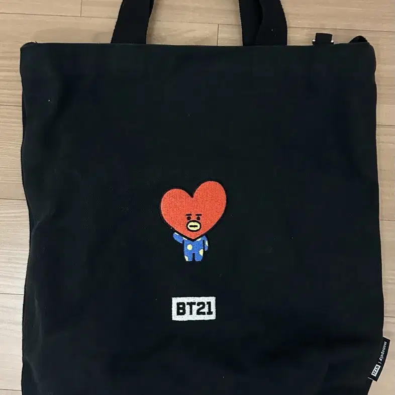 방탄소년단 뷔 BT21 타타 크로스백 에코백