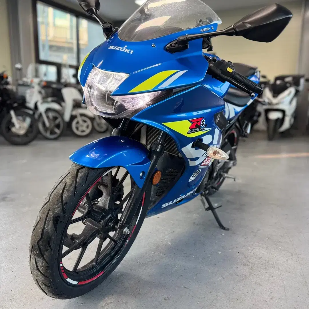 스즈키 GSX-R125 20년형 1만Km 블박차량 판매합니다.