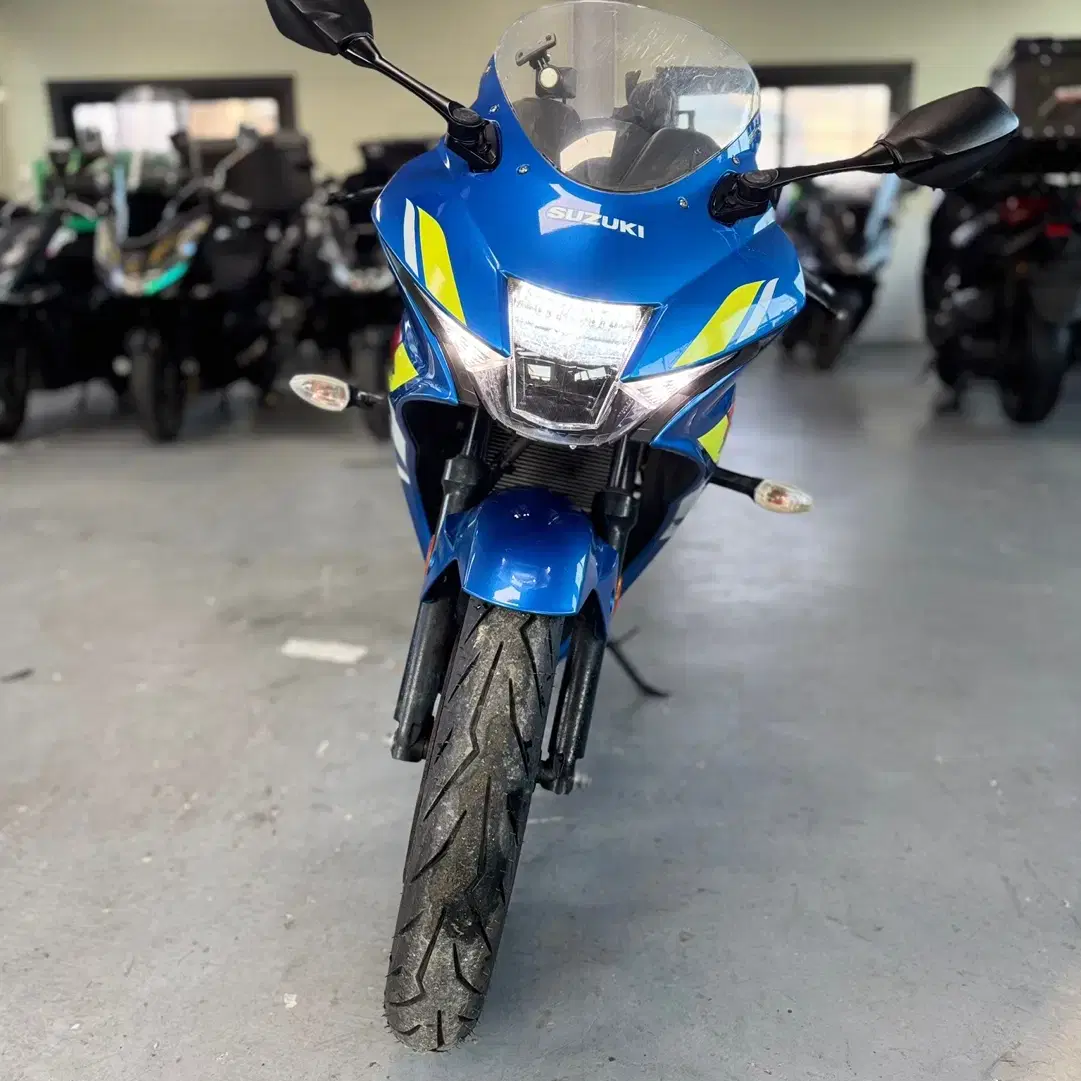 스즈키 GSX-R125 20년형 1만Km 블박차량 판매합니다.