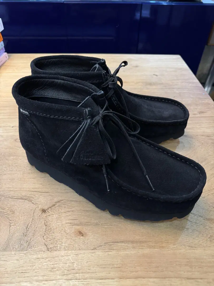 Clarks Wallaby Gore-Tex GTX Black Suede