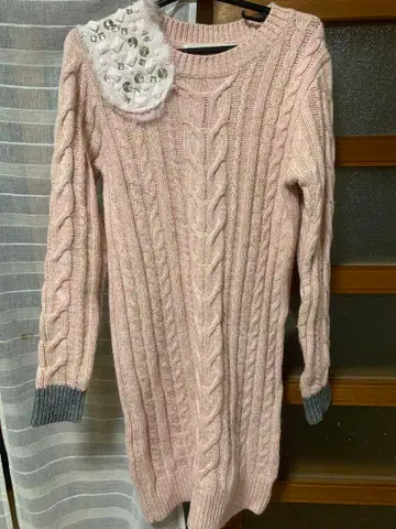 아도니스 니트 원피스 핑크