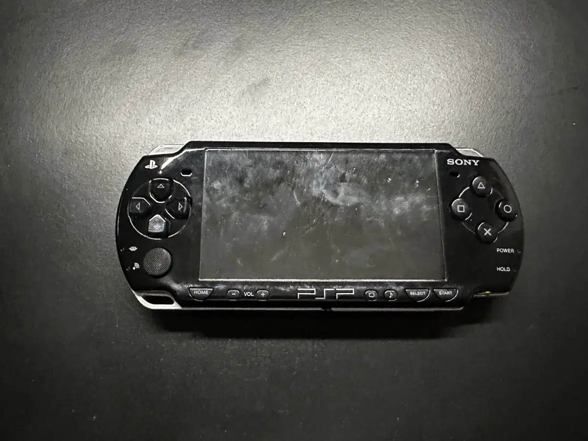 psp 2000 휘발커펌 팝니다.