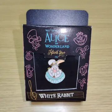 Alice Disney 핀 배지 화이트 토끼