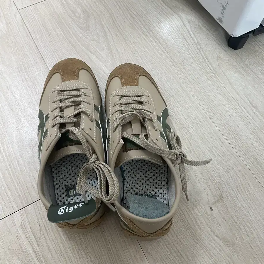 오네츠카타이거 신발 팔아요. Onitsuka Tiger Mexico 66