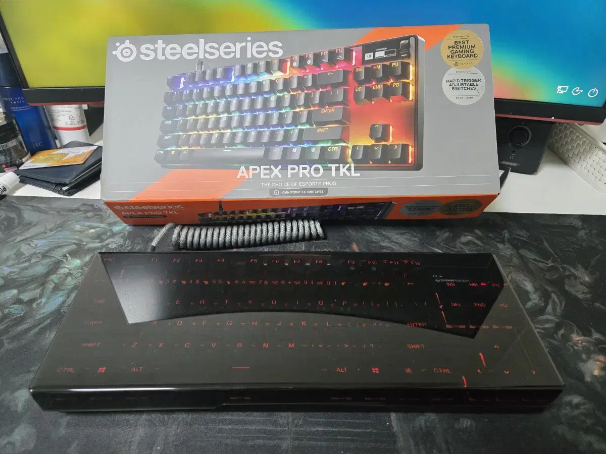 스틸시리즈 apex pro tkl gen3 거의쌔거