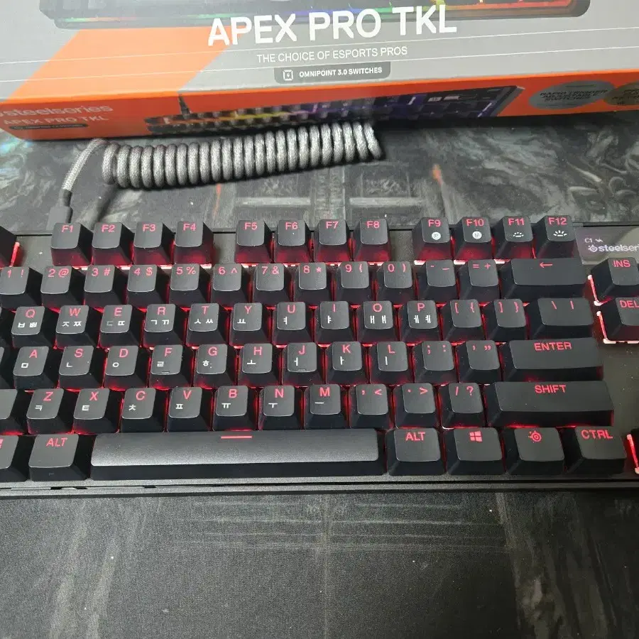 스틸시리즈 apex pro tkl gen3 거의쌔거